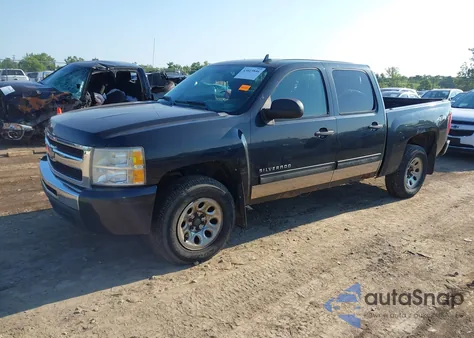 2010 Chevrolet Silverado 1500 Lt z USA, uszkodzony, nr VIN 3GCRKSEAXAG114485